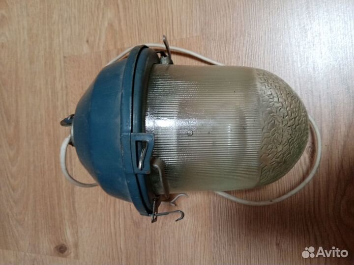 Фонарь уличный