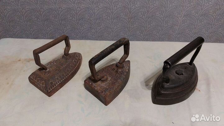Утюг чугунный старинный