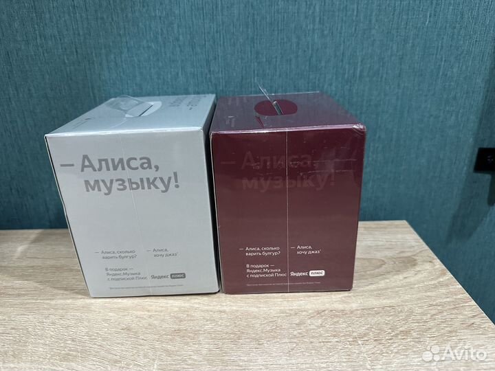 Яндекс станция с часами и Алисой. Новая. Чек