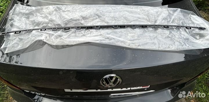 Молдинг заднего бампера volkswagen polo (оригинал)