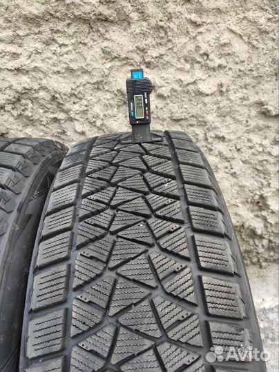 Bridgestone Blizzak DM-V2 225/65 R18