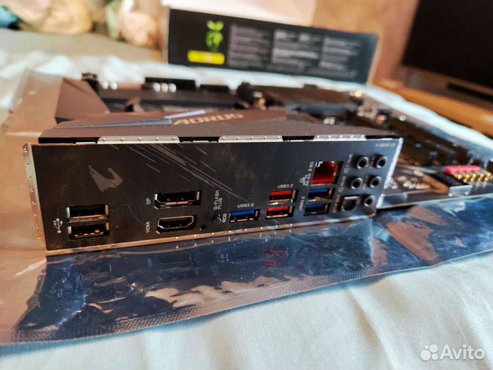 Материнская Плата Gigabyte b550 Aorus Elite v2