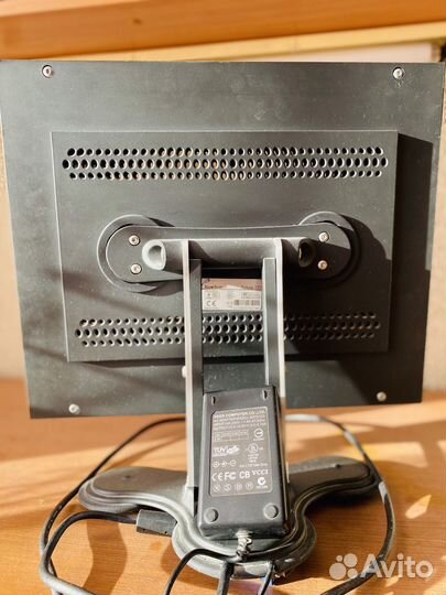 Монитор Samsung futura 171