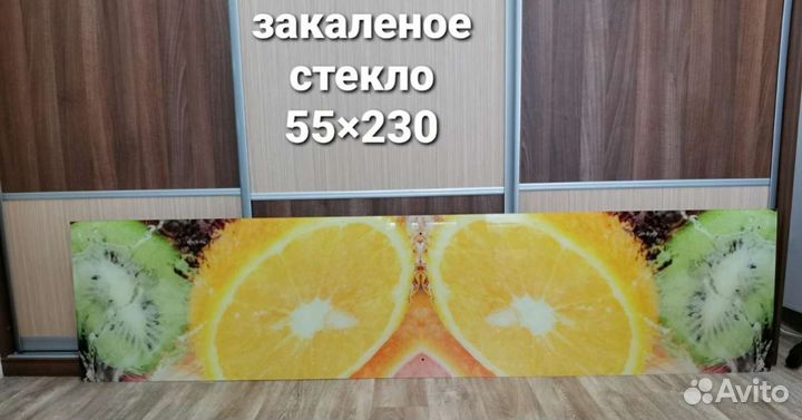 Кухонный фартук из стекла