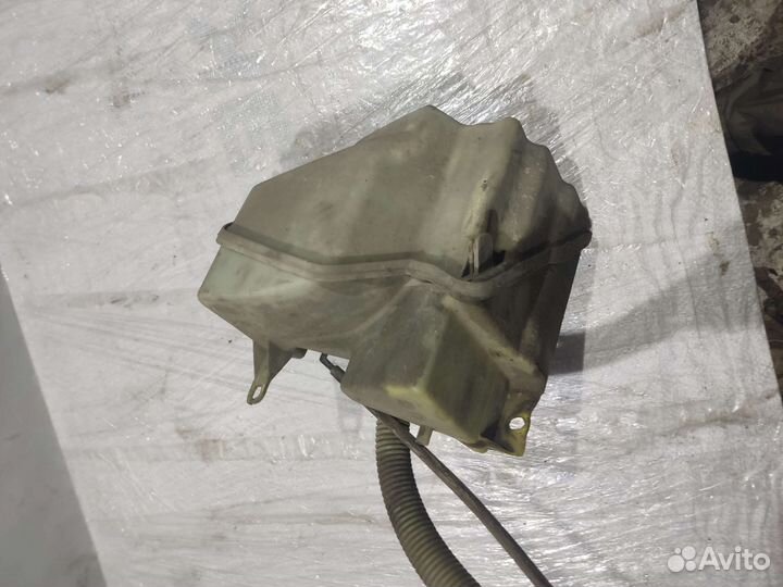 Бачок омывателя Range Rover Vogue L322