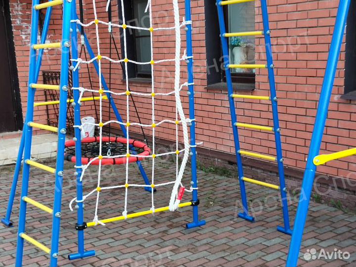 Детский спортивный уличный комплекс