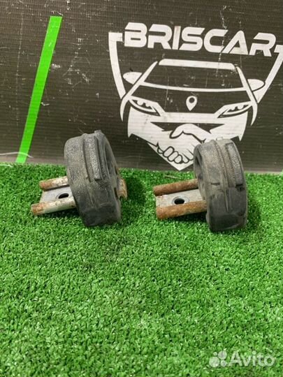 Крепление глушителя Mercedes-Benz S-Class W140