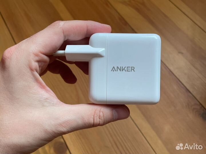 Зарядка Anker powerport 20w