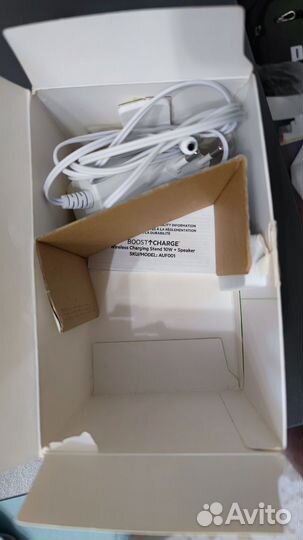 Зарядка belkin (белкин) 10W + Speaker. Динамик