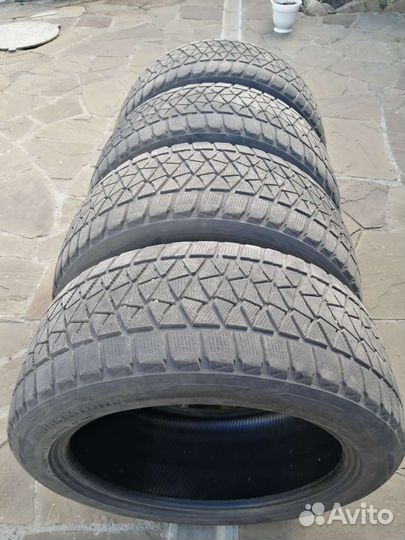 Bridgestone Blizzak DM-V2 275/45 R20 110T
