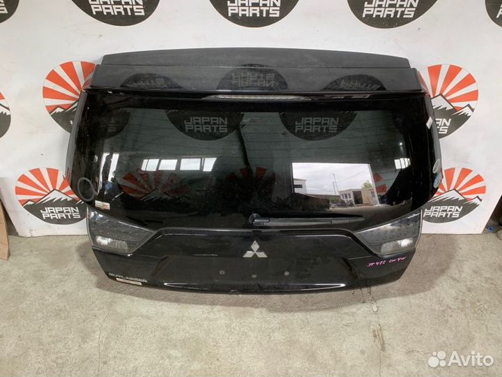 Крышка багажника Mitsubishi Outlander
