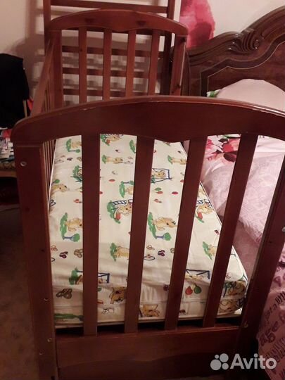 Детская кроватка
