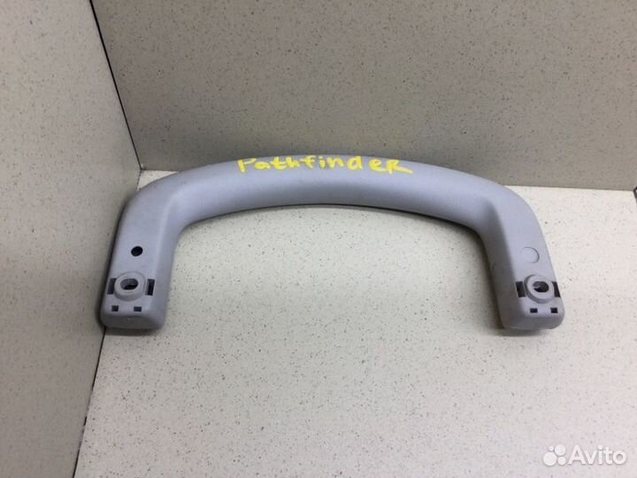 Ручка внутренняя потолочная Nissan Pathfinder R51