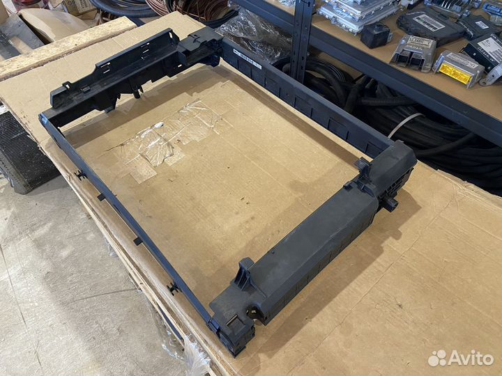 Корпус радиатора bmw m4 m3