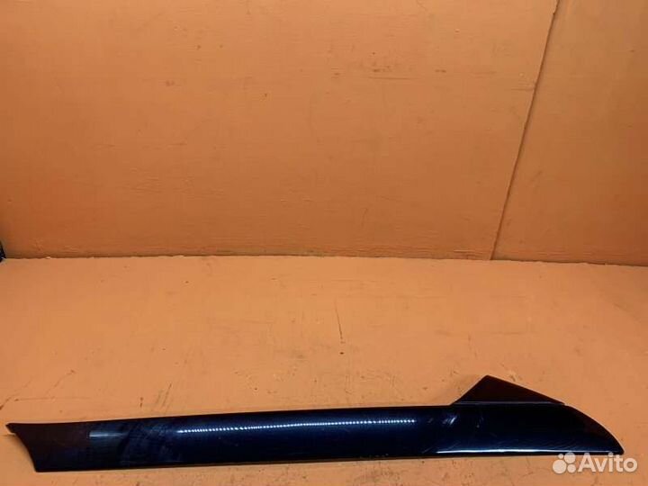 Молдинг лобового стекла передний левый Ford