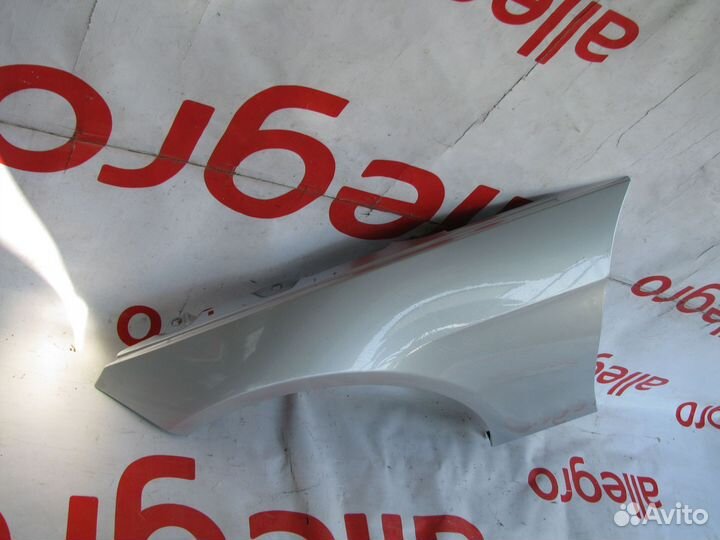 Mercedes-Benz E-Class W212 Крыло переднее левое