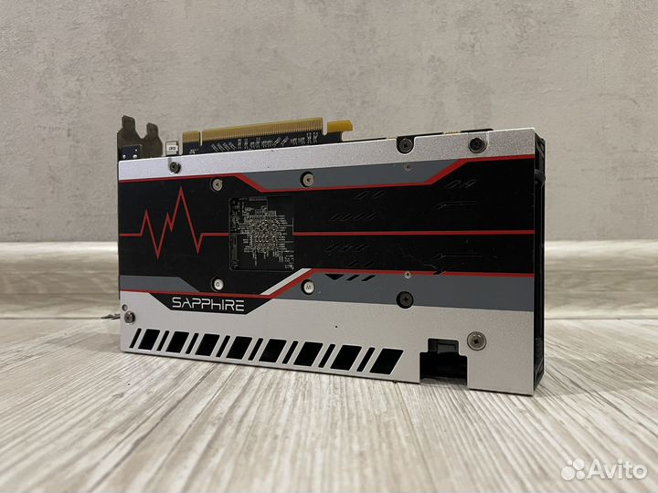 Видеокарта Sapphire Pulse RX580 4GB в идеале