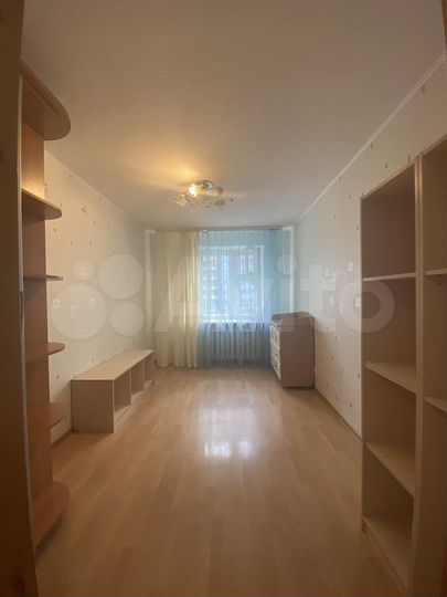2-к. квартира, 60 м², 2/10 эт.