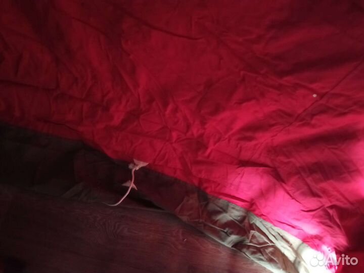 Туристическая палатка