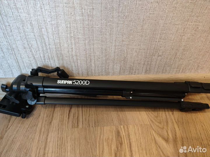 Штатив Sunpak 5200d