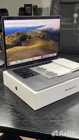 Macbook Air 13 (2019, Retina, 8Gb, 128Gb SSD)