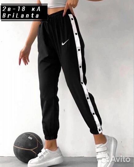 Спортивные штаны nike