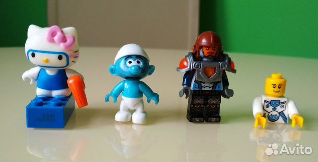 Минифигурки Lego и Mega bloks