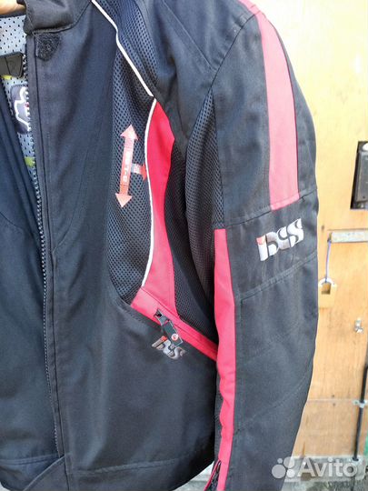 Продам мотокуртку IXS