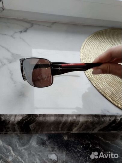 Солнцезащитные очки мужские Prada