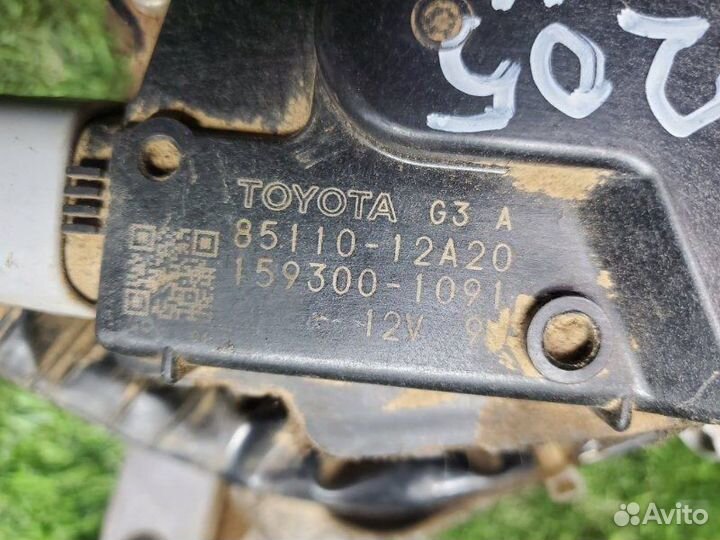 Мотор трапеции стеклоочистителя Toyota Corolla