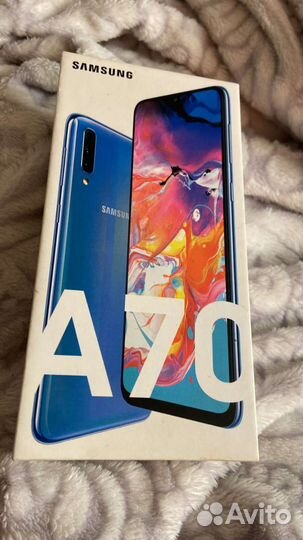 Телефон Samsung a 70