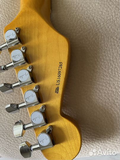Реплика Фендер стратокастер