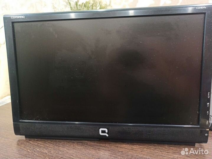 Монитор Compaq CQ1859s с встроенными динамиками