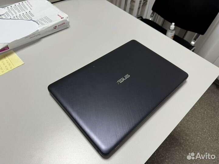 Asus VivoBook X543