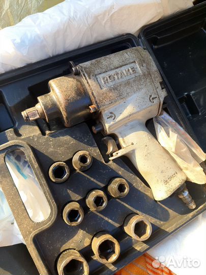 Гайковерт пневматический