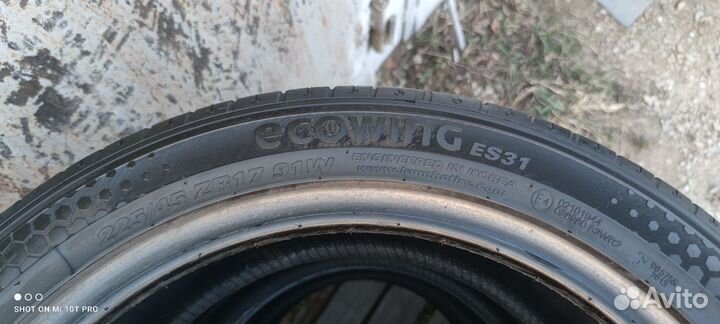 Kumho Ecowing ES31 225/45 R17 91W