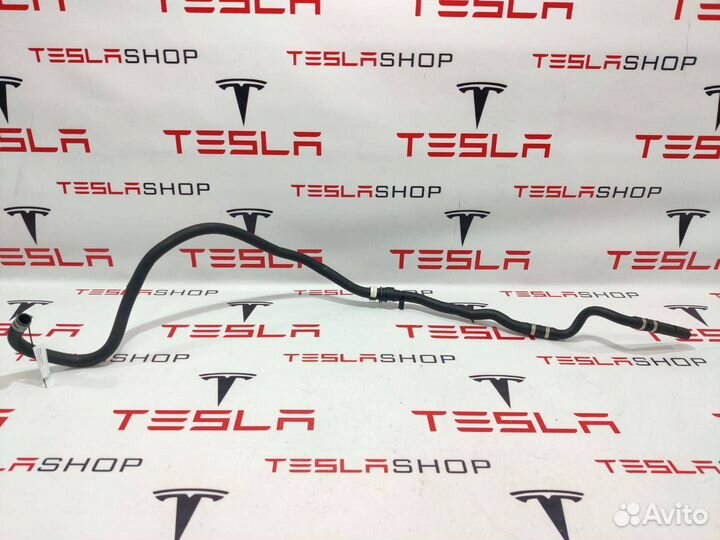 Шланг системы охлаждения Tesla Model X 2019