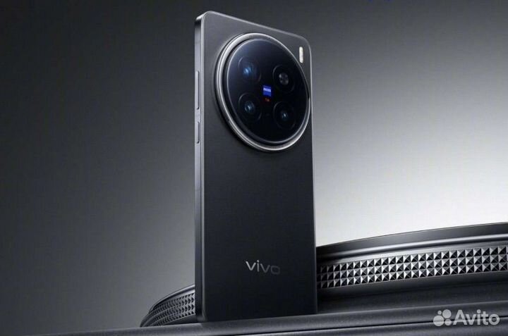 Vivo X200 Pro, 12/256 ГБ