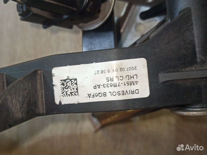 Педаль сцепления Ford Focus 2