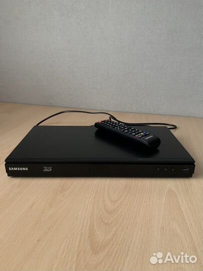 Blu-ray плеер Samsung bd-e 5500