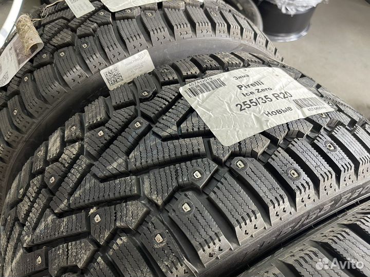 Pirelli Winter Ice Zero 255/35 R20 97H