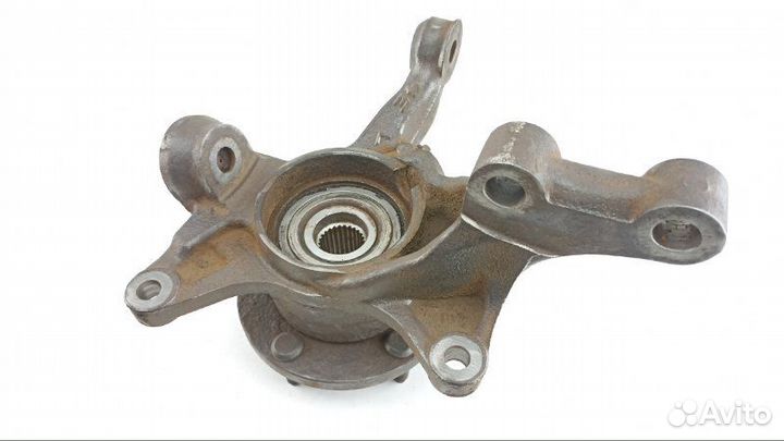 Ступица передняя левая Toyota Noah ZRR75 2010