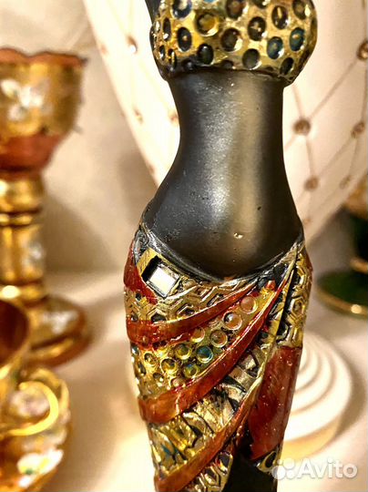 Статуэтки Негритянки и Шкатулка