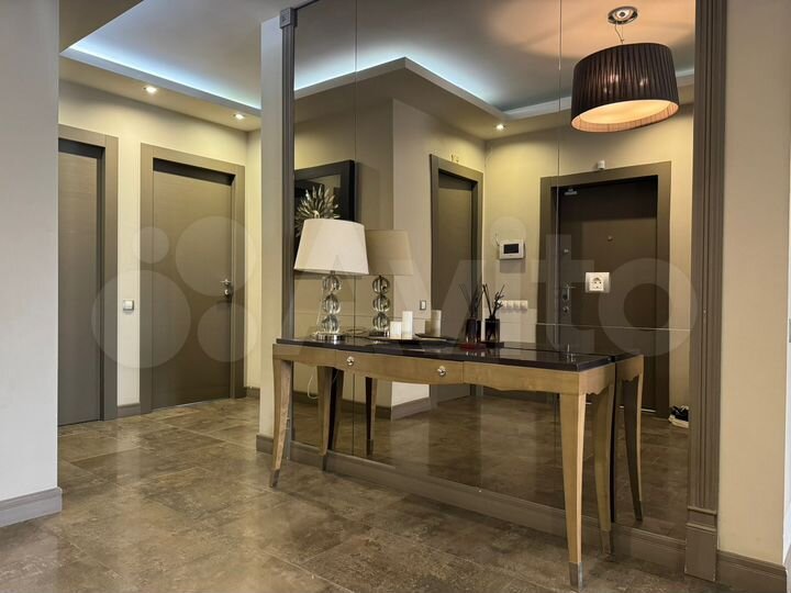 3-к. квартира, 118 м², 14/17 эт.