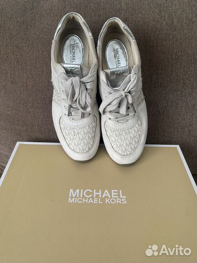 Кроссовки женские Италия 36 размер