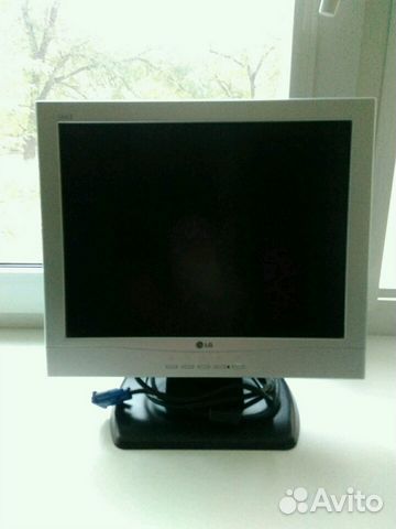 Монитор LG