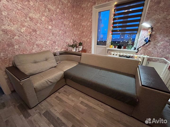 Угловой диван бу