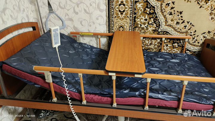 Кровать для лежачих больных с электроприводом бу