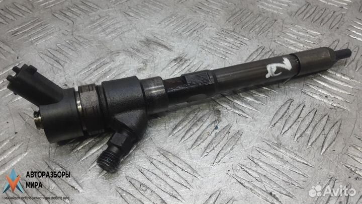 Форсунка Chevrolet Captiva 2007 0445110270