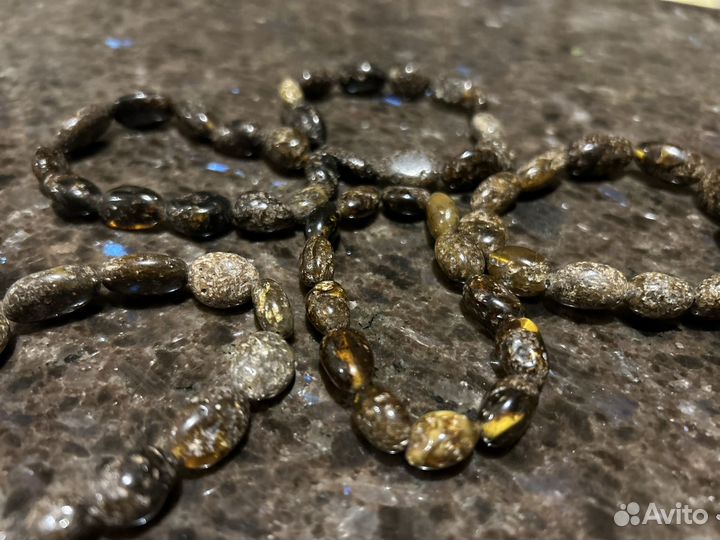 Браслет из янтаря